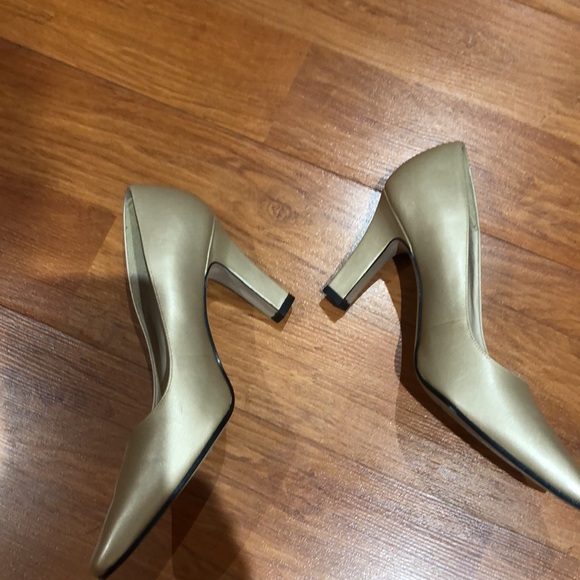 Ladies shoes - Picture 2 of 7